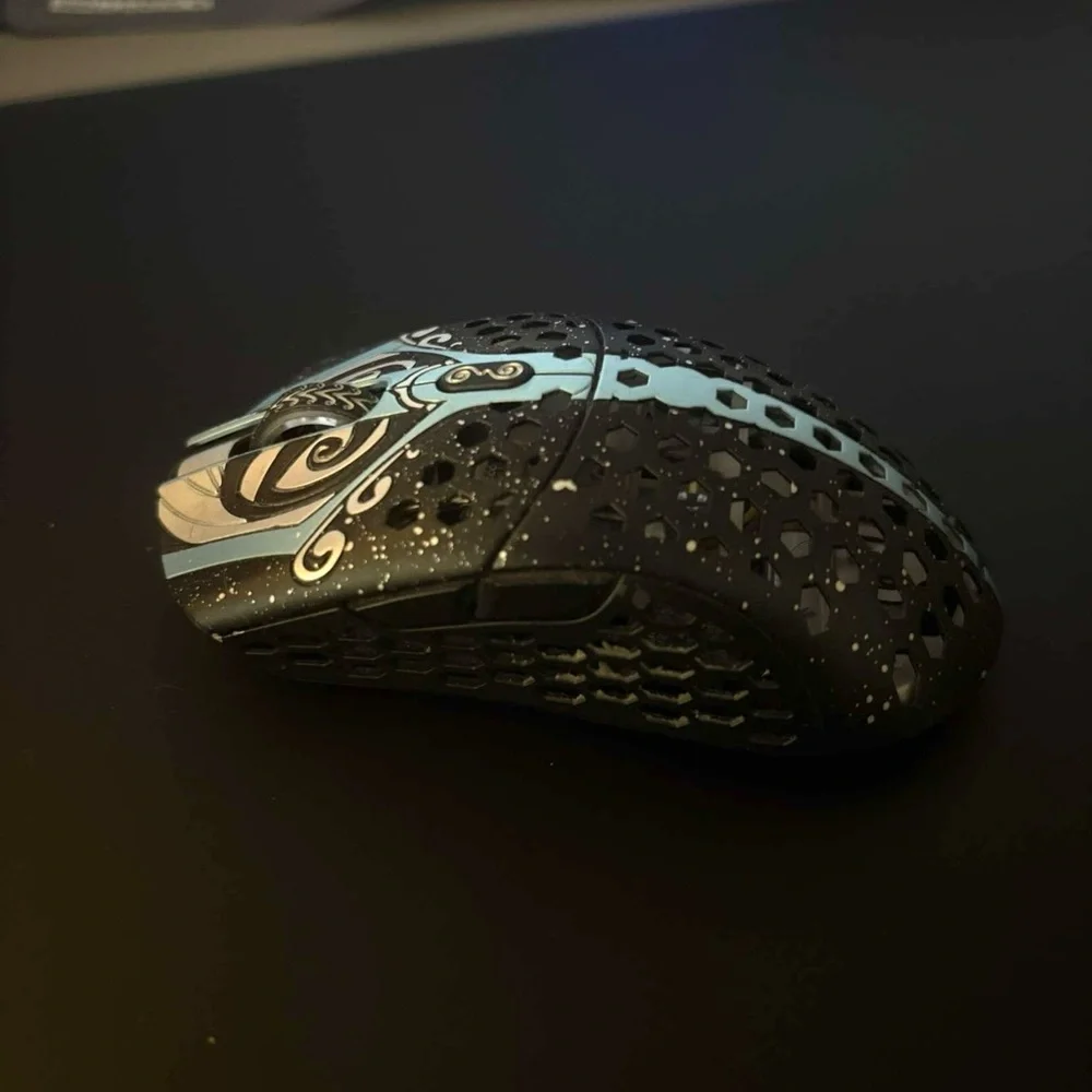 finalmouse starlight 12 phantom (small) black